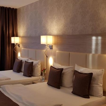 Hotel Budapester Hof Αμβούργο Εξωτερικό φωτογραφία